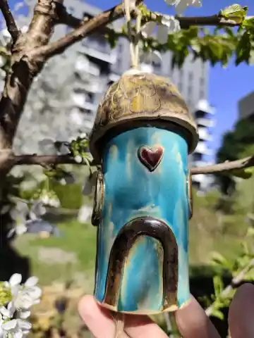 domek dzwonek ceramiczny