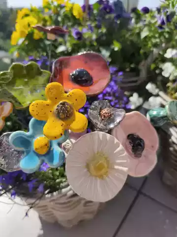 kwiat ceramiczny