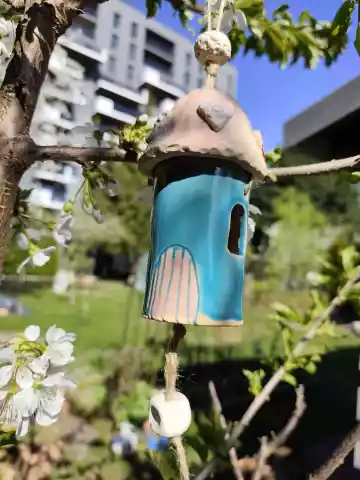 domek dzwonek ceramiczny