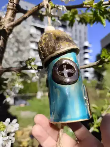 domek dzwonek ceramiczny