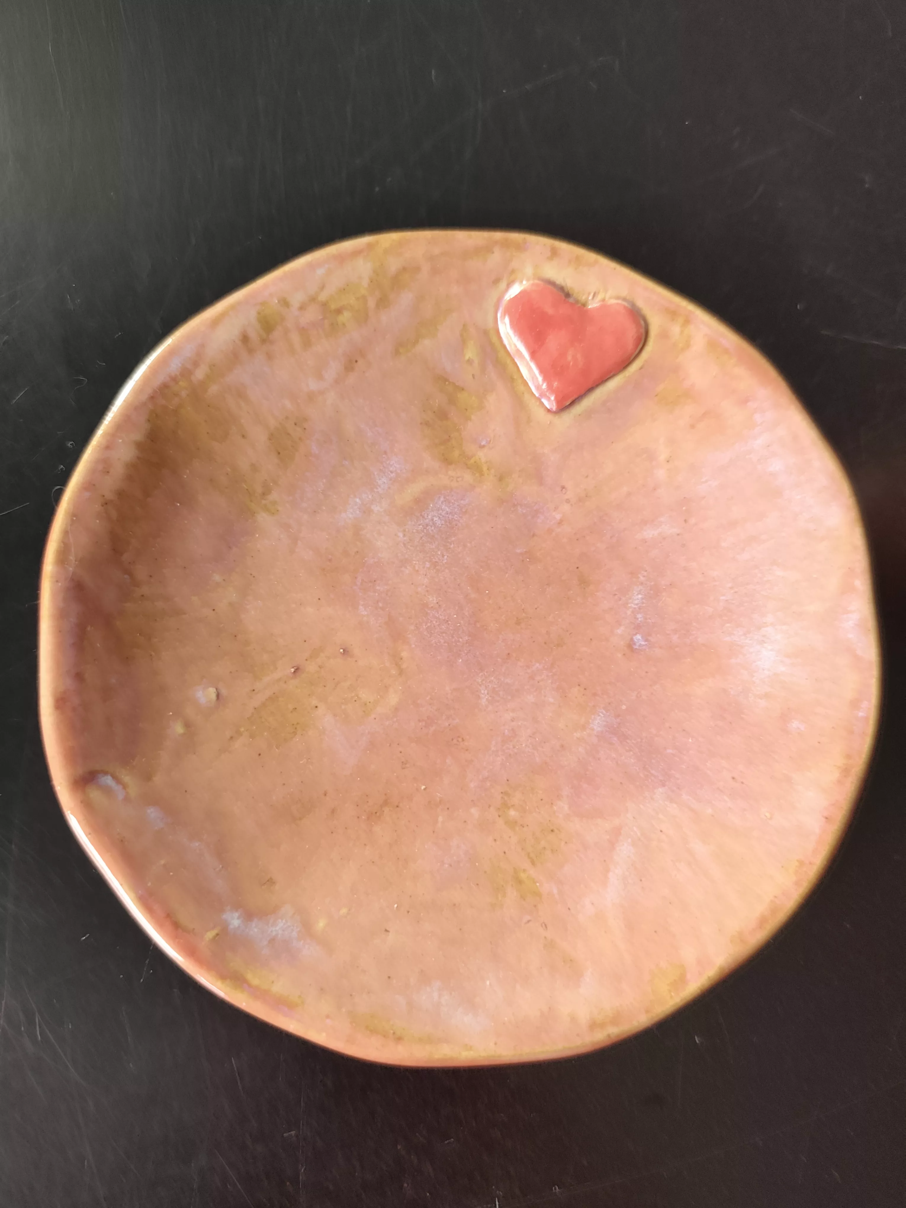 filiżanka ceramiczna z talerzykiem